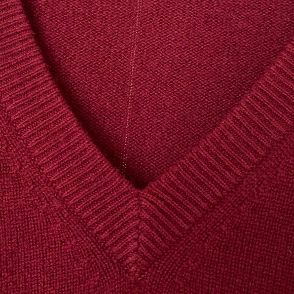 100% CASHMERE Clan Douglas Burgundy V Neck Vintage Nordstrom Sz XL - Picture 8 of 13